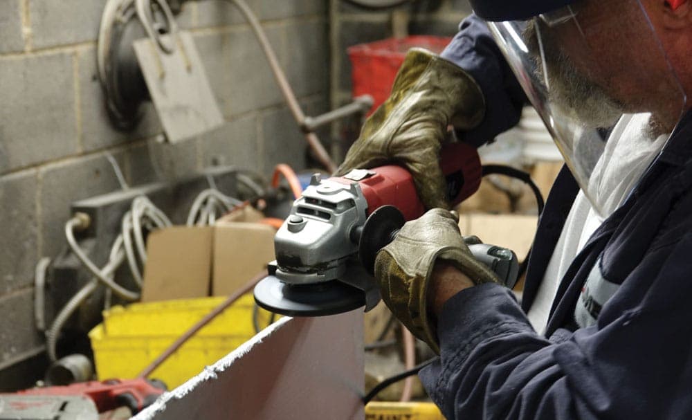 Small stacked egg chicken cage, three-dimensional stepped breeding farm, three story and four story breeding cage, recommended for three-dimensional breeding